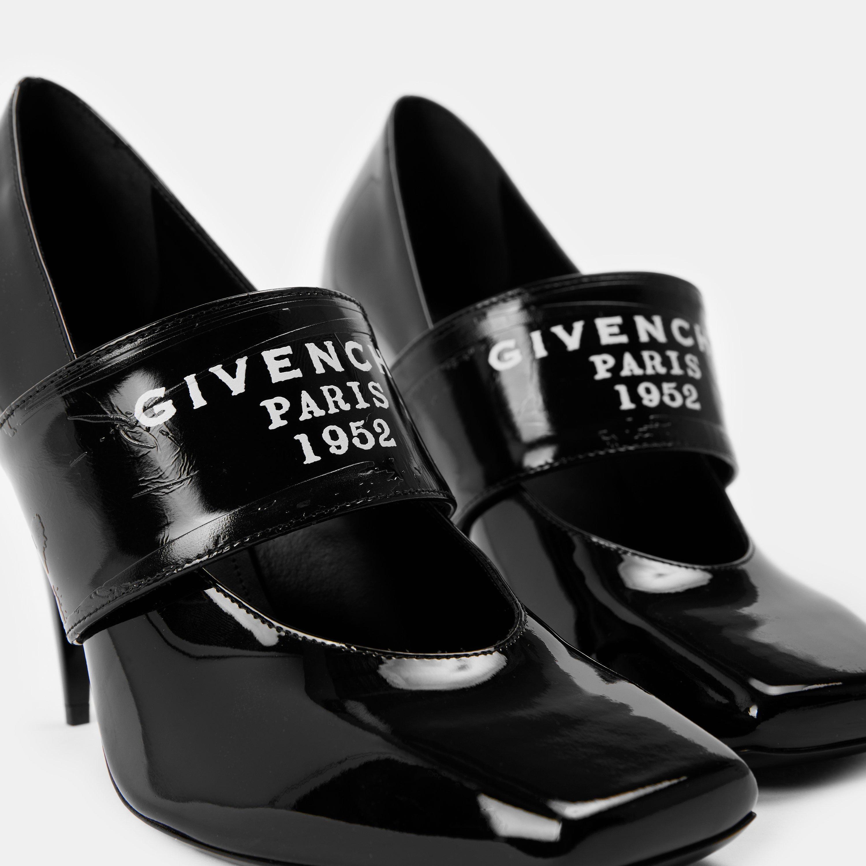 GIVENCHY Women's Pointed Toe Stiletto Court Shoes