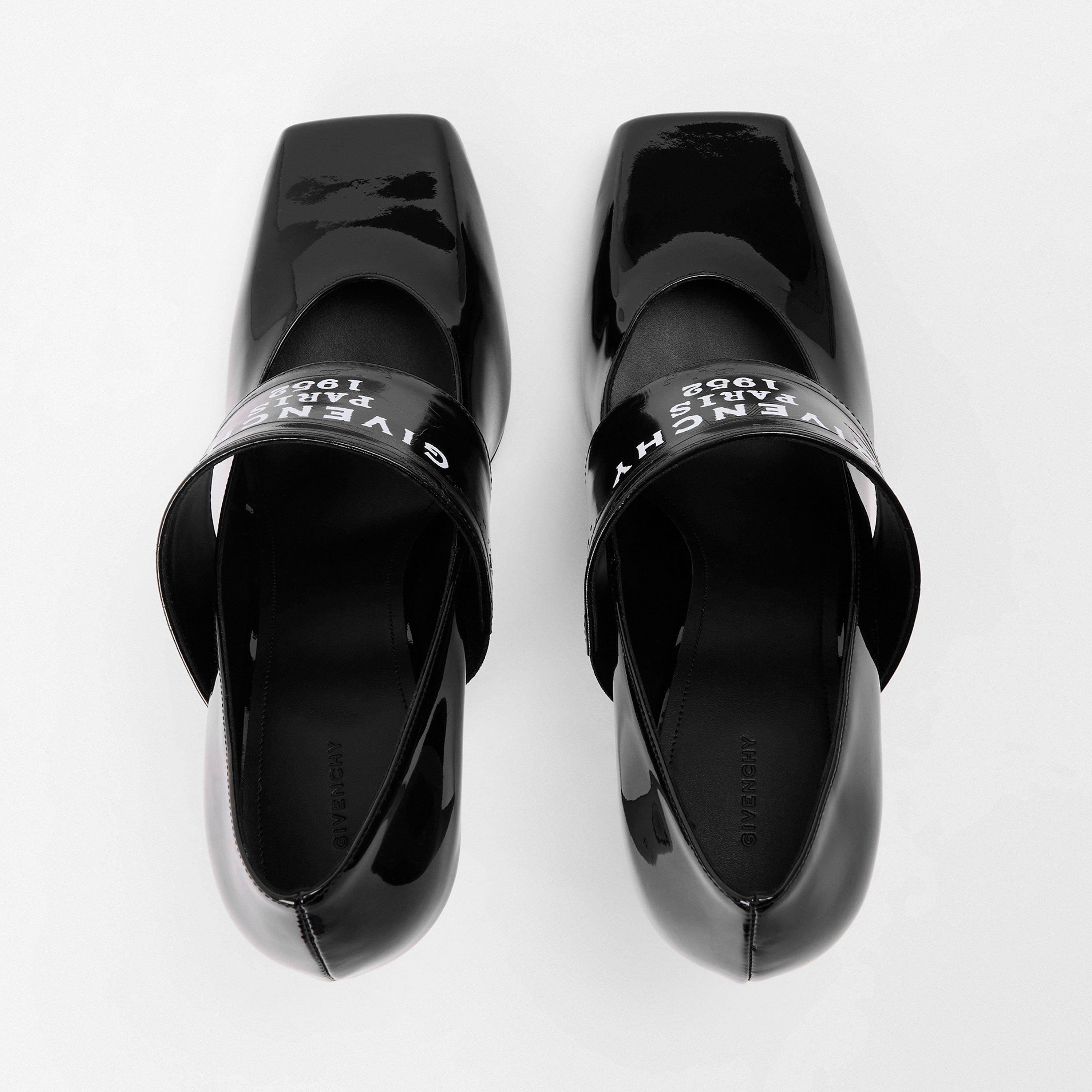 GIVENCHY Women's Pointed Toe Stiletto Court Shoes