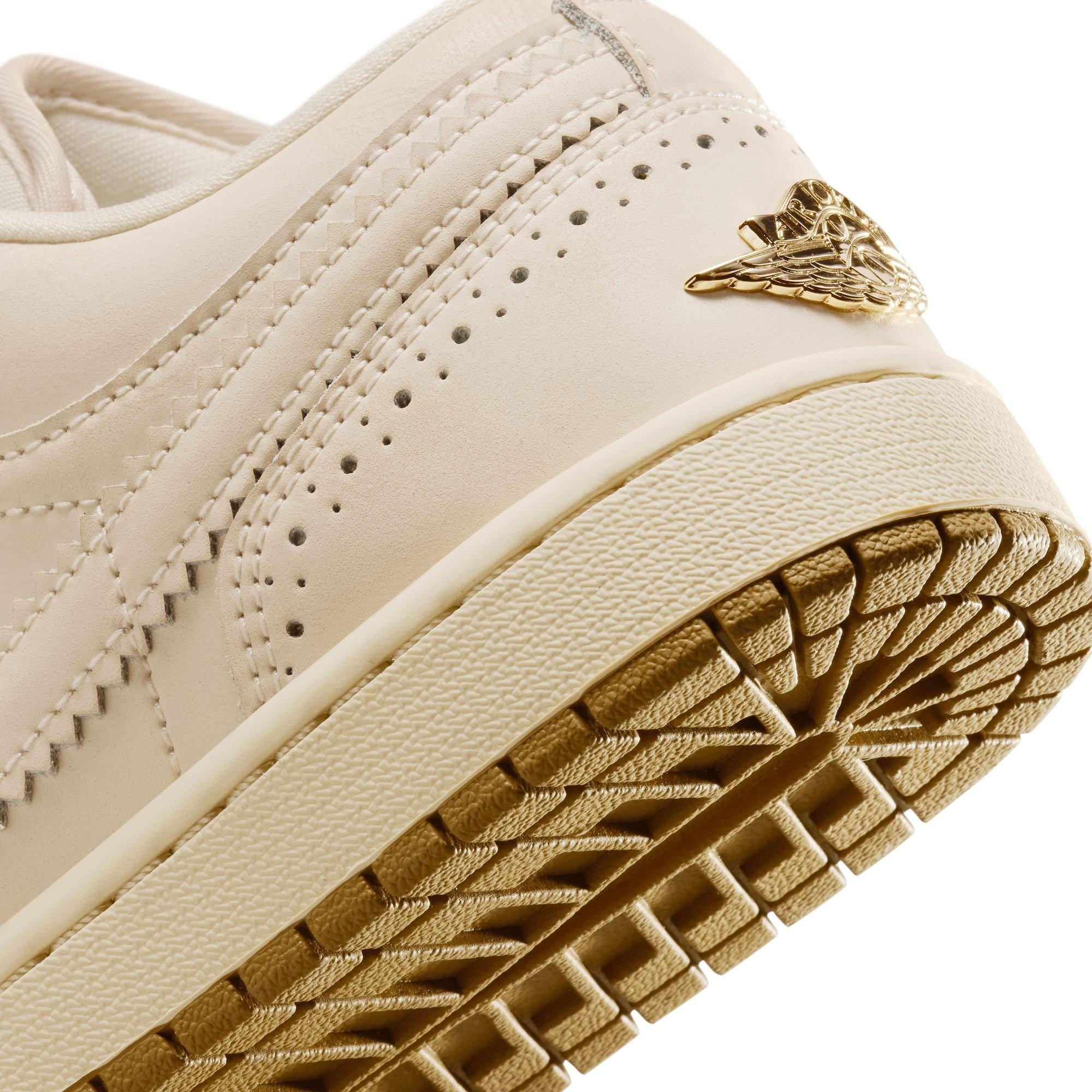 Air Jordan Women's Jordan 1 Low SE Leather Trainers