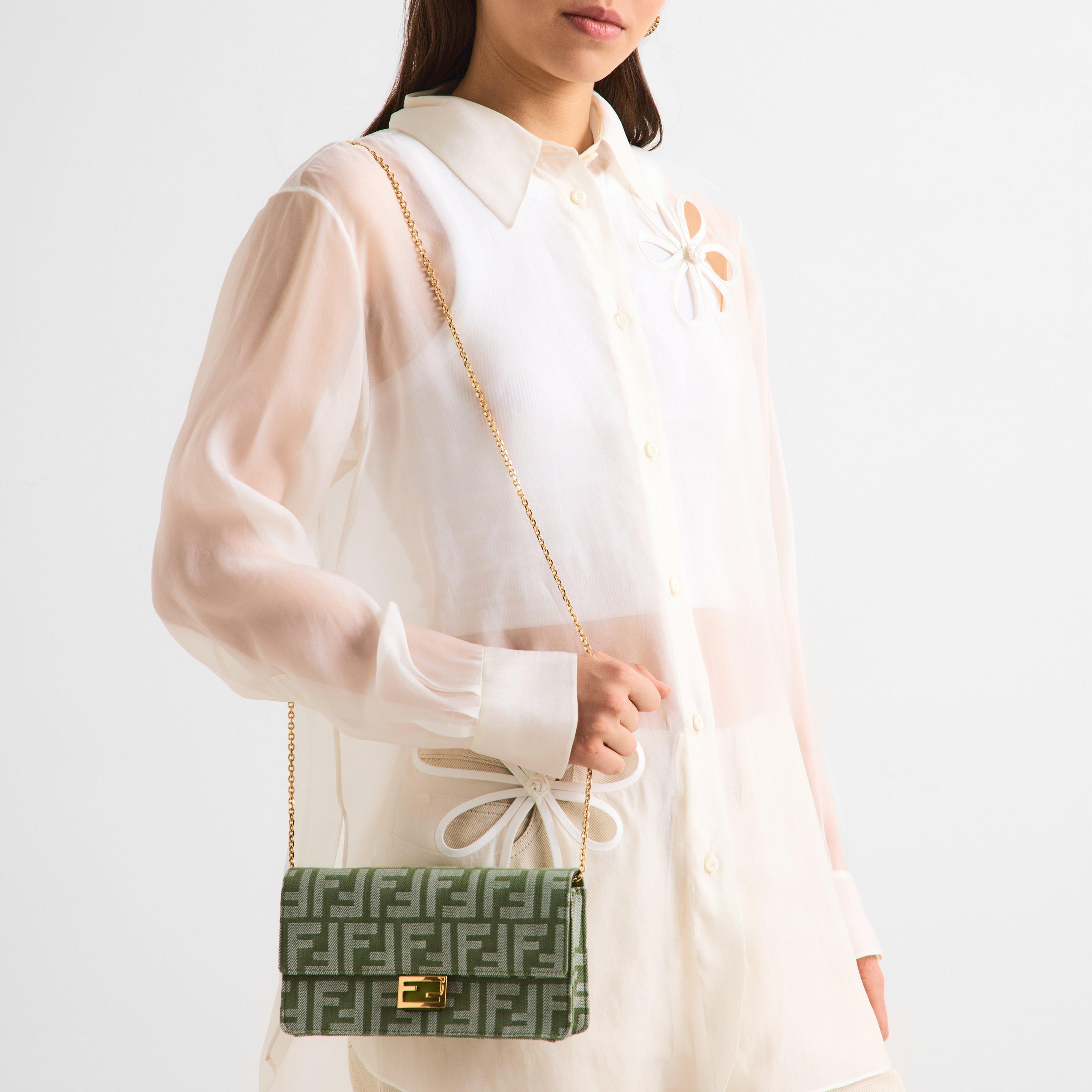 Fendi Wallet on chain Baguette